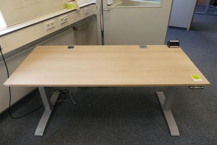 Rohde & Grahl - Elektrisch höhenverstellbarer Schreibtisch Maße in cm ca. 180 x 80